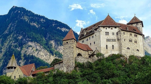 Kastil Gutenberg di Liechtenstein. (Foto: Instagram @marceltravelphotography)