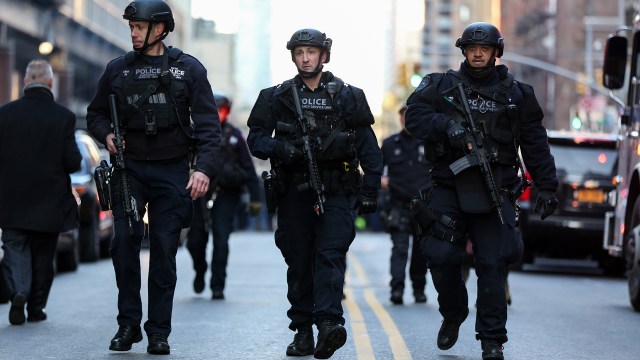 NYPD di Times Square. (Foto: REUTERS/Amr Alfiky)