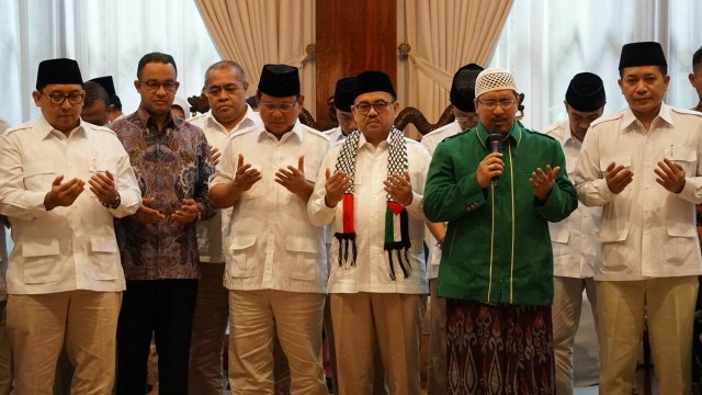 Doa bersama di kediaman Prabowo Subianto (Foto: Jamal Ramadhan/kumparan)