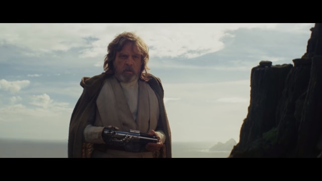 Adegan dalam film Star Wars: The Last Jedi (Foto: Youtube/Star Wars)