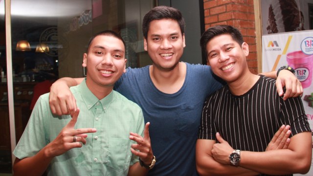 Throwback Ran Pandangan Pertama Hingga Proyek Omne Trium Perfectum Kumparan Com Gm cm7 f7 pada pandangan yang pertama. throwback ran pandangan pertama