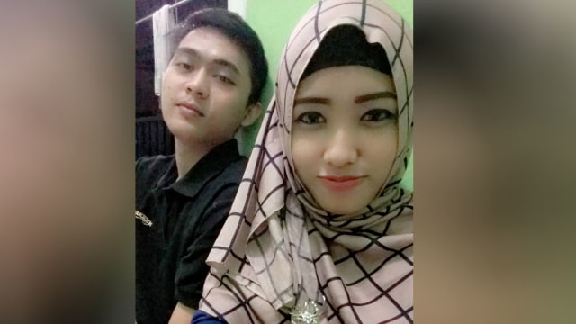 Siti Saidah alias Nindya dan suami. (Foto: Instagram muhamad.kholili)