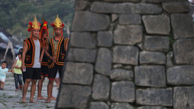Mengenal Fahombo, Tradisi Lompat Batu di Nias yang Lahir dari Perang (33230)