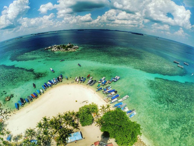 Pantai Tanjung Kalayang, Bangka Belitung (Foto: Instagram/@dnut311)