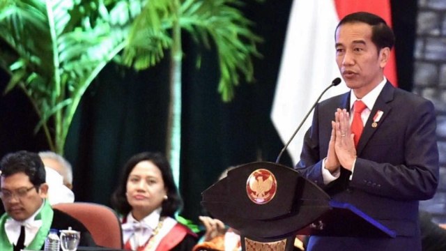 Presiden Jokowi menghadiri Dies Natalis ke-68 UGM (Foto: Dok. Biro Pers Setpres)