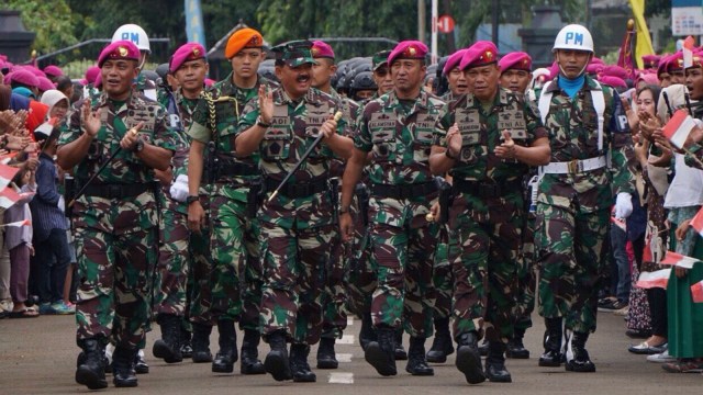 Panglima TNI Hradi Tjahjanto di Korps Marini  (Foto: Fanny Kusumawardhani/kumparan)
