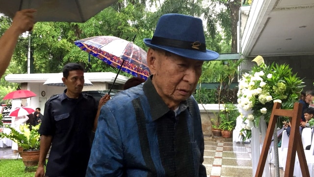 Ir.Ciputra tiba di rumah duka. (Foto: Yuana Fatwalloh/kumparan)