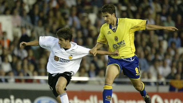 Duel Valencia dan Villarreal pada 2003. (Foto: AFP/Jose Jordan)