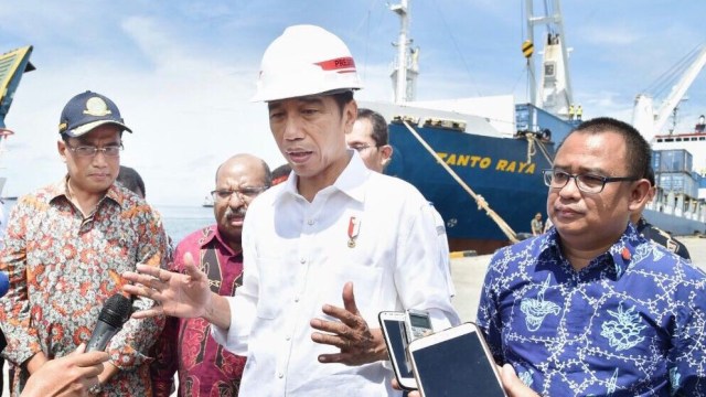 Jokowi Tinjau Pelabuhan Nabire