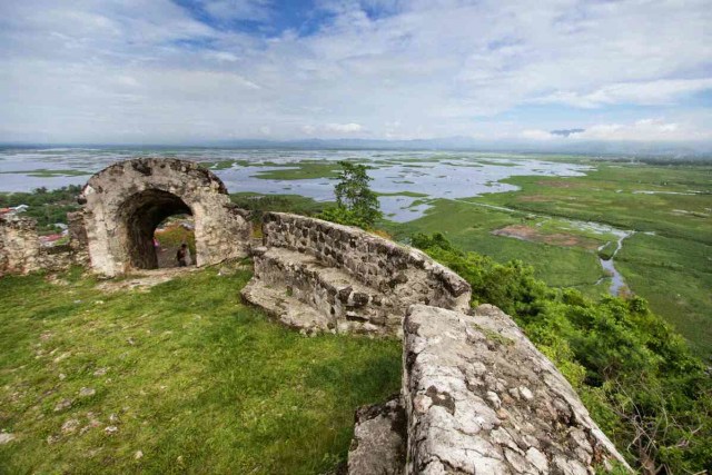 Benteng Otanaha, Wisata Gorontalo Peninggalan Sejarah | kumparan.com
