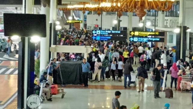 Suasana  Terminal 1C Bandara Soekarno-Hatta (Foto: Dok. Alvin Lie)