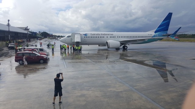 Penampakan B737 Max Garuda Indonesia di Biak (Foto: Istimewa)