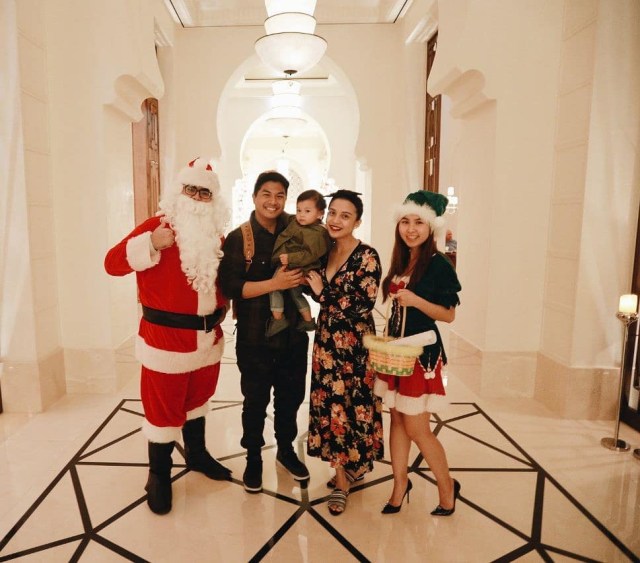 Glenn Alinskie rayakan Natal. (Foto: IInstagram/@glennalinskie)