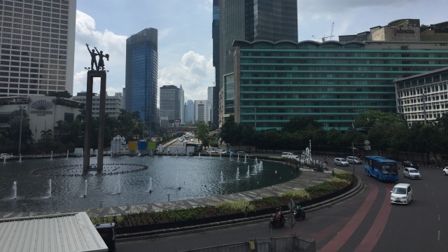 Situasi lalu lintas di kawasan Bundaran HI. (Foto: Rafyq Alkandy Ahmad Panjaitan/kumparan)
