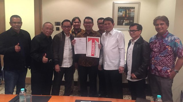 Hanura Resmi Dukung Ridwan Kamil Di Pilgub Jabar | Kumparan.com