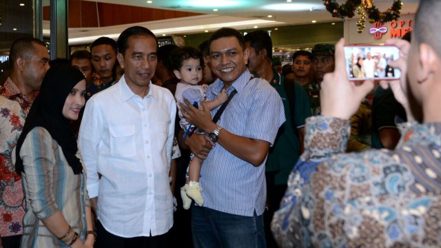 Presiden Jokowi di Mall Pontianak (Foto: Biro Pers Setpres)