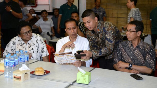 Presiden Jokowi di Mall Pontianak (Foto: Biro Pers Setpres)