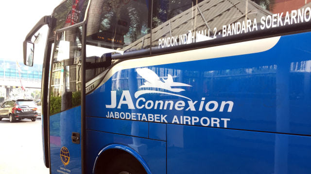 Bus JAconnexion Jabodetabek Airport (Foto: Yuana Fatwalloh/kumparan)