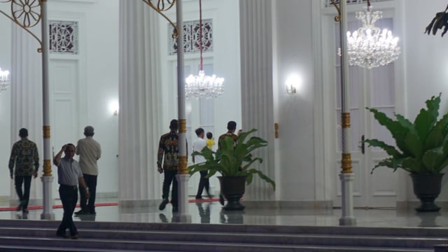 Presiden Joko Widodo ajak cucu jalan-jalan (Foto: Yudhistira Amran/kumparan)