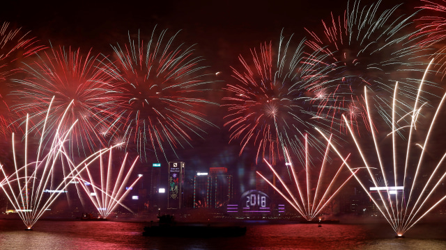 Perayaan tahun baru di Hong Kong (Foto: REUTERS/Tyrone Siu)