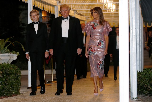 Melania Trump di Pesta Tahun Baru (Foto:  REUTERS/Jonathan Ernst)