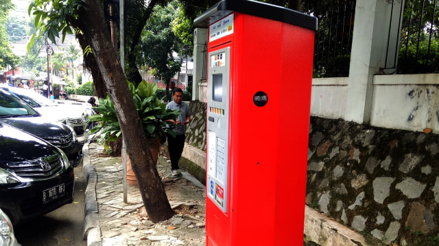 Parkir Meter di Jalan Raden Fatah, Kebayoran Baru (Foto: Johanes Hutabarat/kumparan)