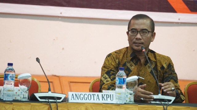  Komisioner KPU RI Divisi Hukum, Hasyim Ashari Foto: Intan Alfitry/kumparan