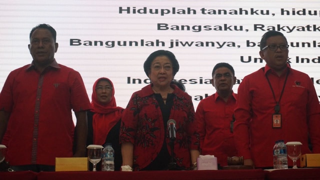 Suasana Pengumuman Pasangan Cagub & Wagub PDIP