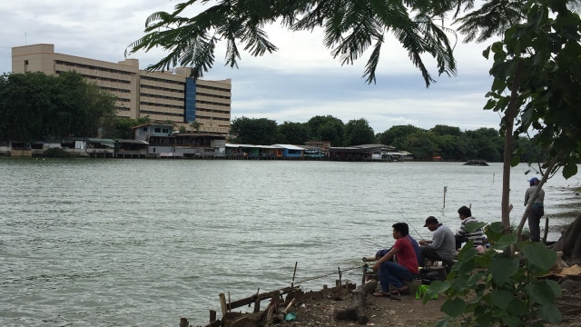 Mancing di Danau Sunter (Foto: Fachrul irwinsyah/kumparan)