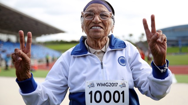 Man Kaur, atlet lari beruisa 101 tahun (Foto: MICHAEL BRADLEY / AFP)