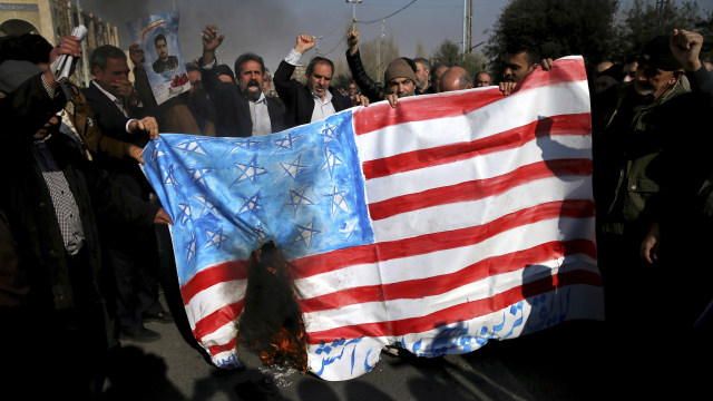 Demonstrasi pro-pemerintah di Iran (Foto: AP Photo/Ebrahim Noroozi)