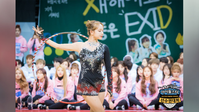 Cheng Xiao 'Cosmic Girls' dalam 'ISAC 2017' (Foto: MBC)