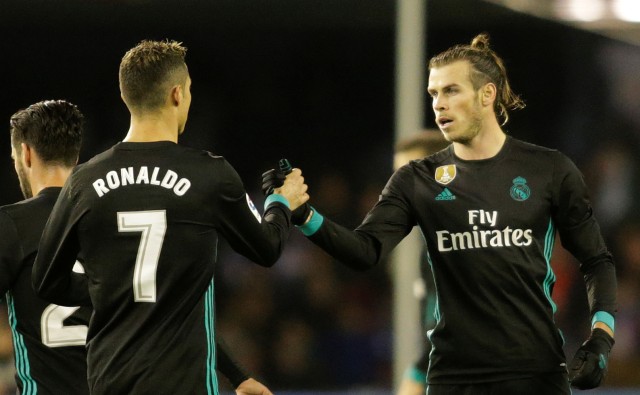 Bale dan Ronaldo merayakan gol. (Foto: REUTERS/Miguel Vidal)