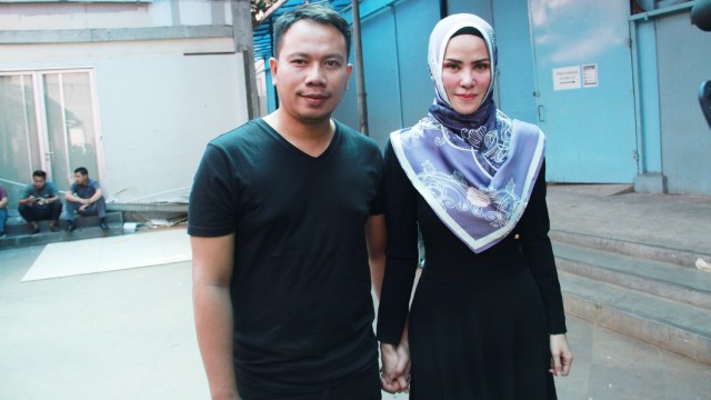 Angel Lelga dan Vicky Prasetyo (Foto: Munady Widjaja)