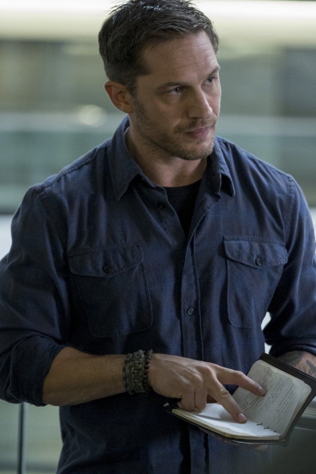 Tom Hardy sebagai Venom (Foto: Columbia Pictures/Sony Pictures Releasing)