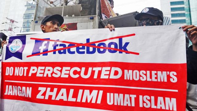 Demo FPI atas kezaliman Facebook (Foto: Nugroho Sejati/kumparan)