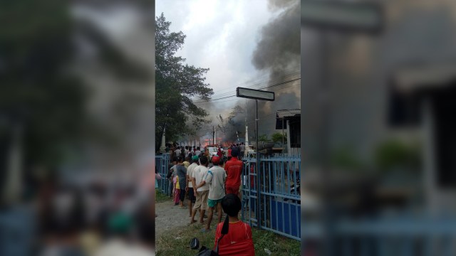 Kebakaran di Peternakan Ayam Cipayung (Foto: dok: Damkar Jakarta Timur)