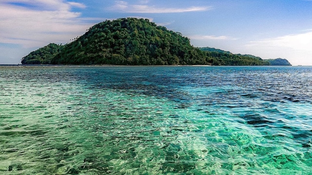 Pulau Run (Foto: Instagram @danisoegiarso)