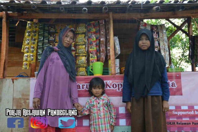 Pokja Relawan Pandeglang, Resmikan Warung Novita (2)