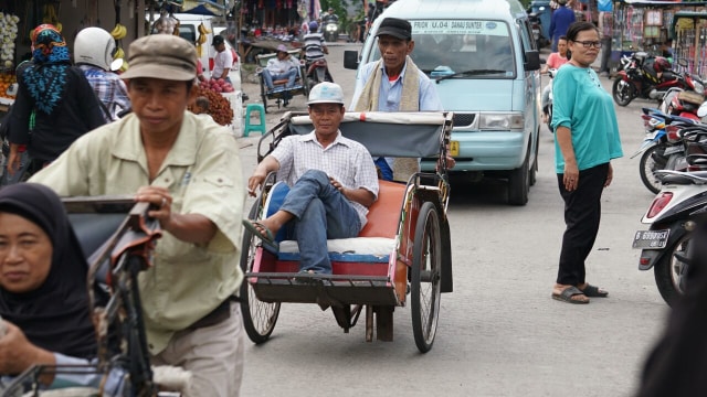 Becak di Jakarta (Foto: Helmi Afandi/kumparan)