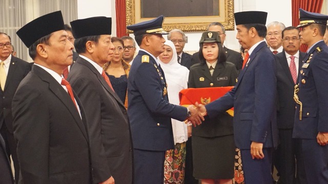 Pelantikan di Istana Negara oleh Presiden Jokowi (Foto: Yudhistira Amran Saleh/kumparan)