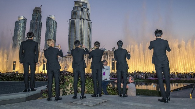 EXO di Dubai. (Foto: Twitter/weareoneEXO)