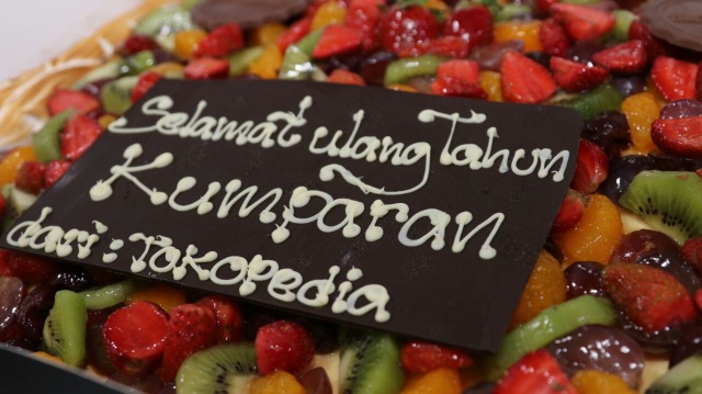 Kue Ulang Tahun Kumparan  (Foto: Aditia Noviansyah/kumparan)