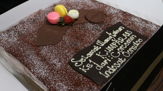 Kue ulang tahun kumparan  (Foto: Aditia Noviansyah/kumparan)