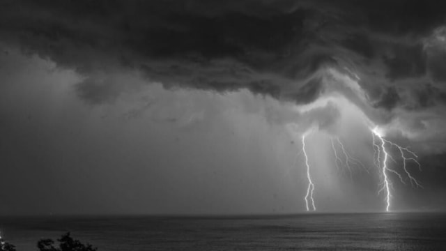 Bmkg Ingatkan Cuaca Buruk Di Lautan Kumparancom