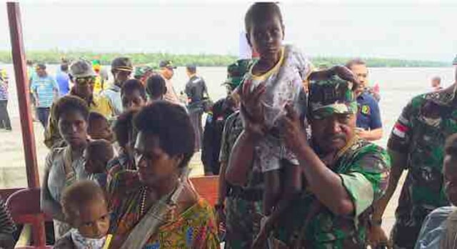 Satgas Kesehatan TNI Melayani 4.006 Warga Asmat