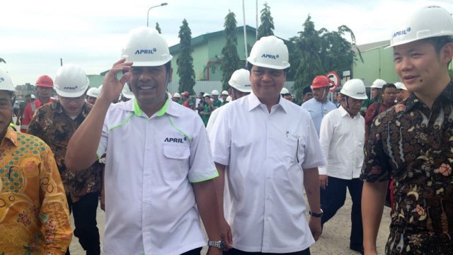 Menperin Tinjau Pembangunan Pabrik Asia Pacific Rayon di Riau (232513)