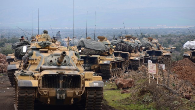 Pasukan Turki masuk ke Suriah (Foto: Reuters/Stringer)