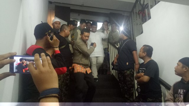 Dahnil Anzar Simanjuntak usai jalani pemeriksaan (Foto: Ainul Qalby/kumparan)