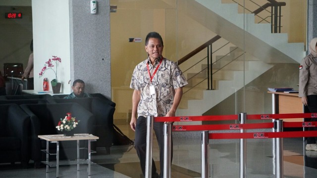 Dirut PT MRA, Soetikno Soedarjo di Gedung KPK (Foto: Irfan Adi Saputra/kumparan)